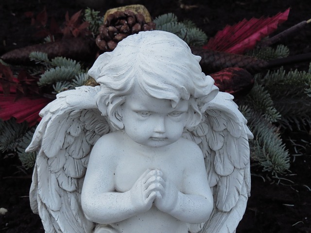 angel figure 80168 640
